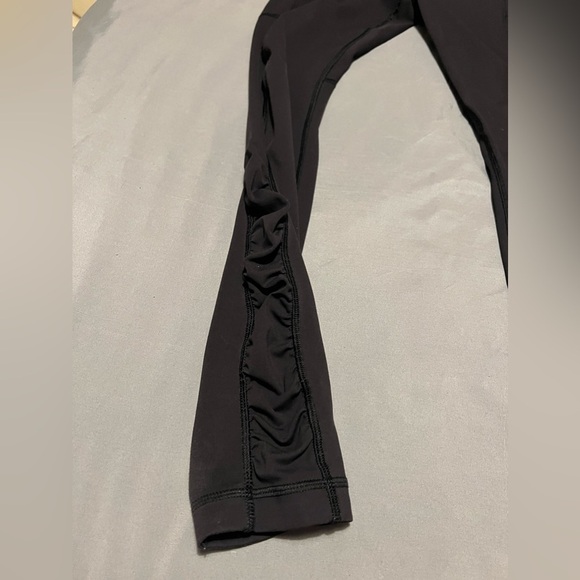 Lululemon Speed Tight *Interlock *detailed* - Picture 9 of 13